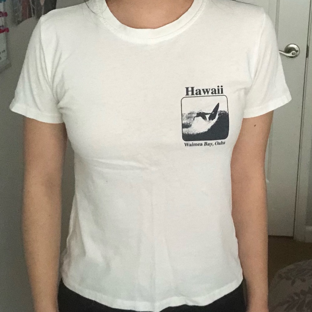 Brandy Melville Hawaii Graphic Tee